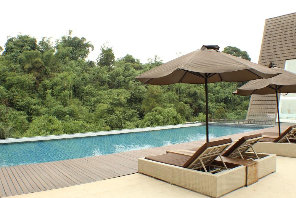 The Green Forest Resort Lembang Luaran gambar