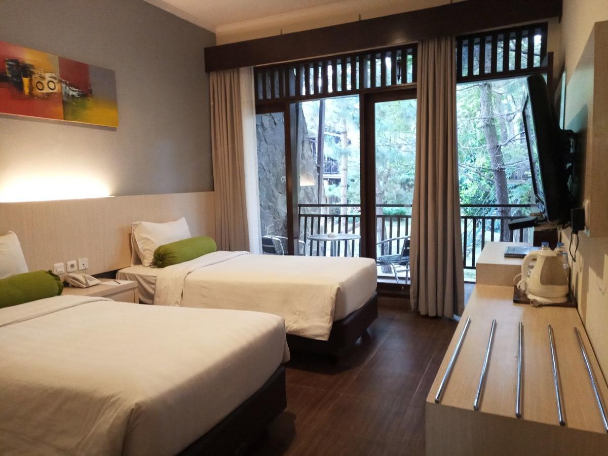 The Green Forest Resort Lembang Luaran gambar